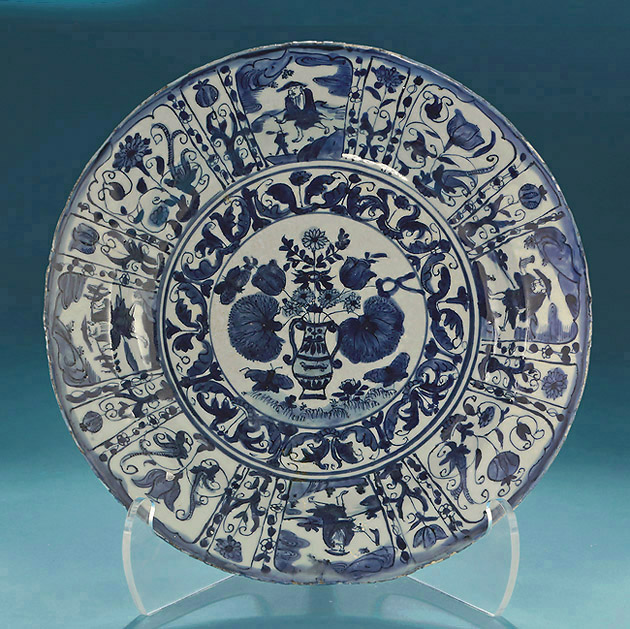 Ming Dynasty Kraak Porcelain Charger, c1630-50, Rinaldi, Border IX, with "Dutch Flowers"